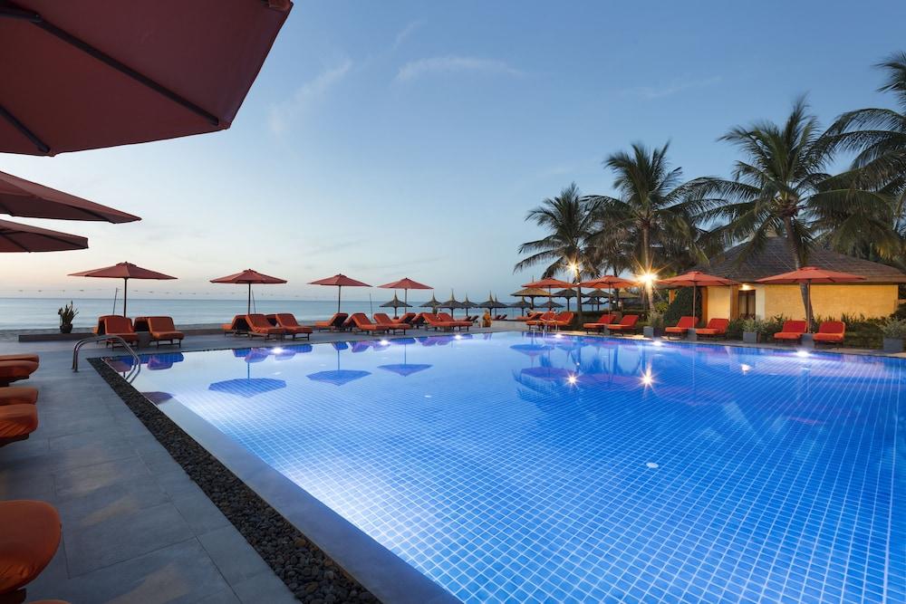 Terracotta Resort & Spa Mui Ne Exterior photo