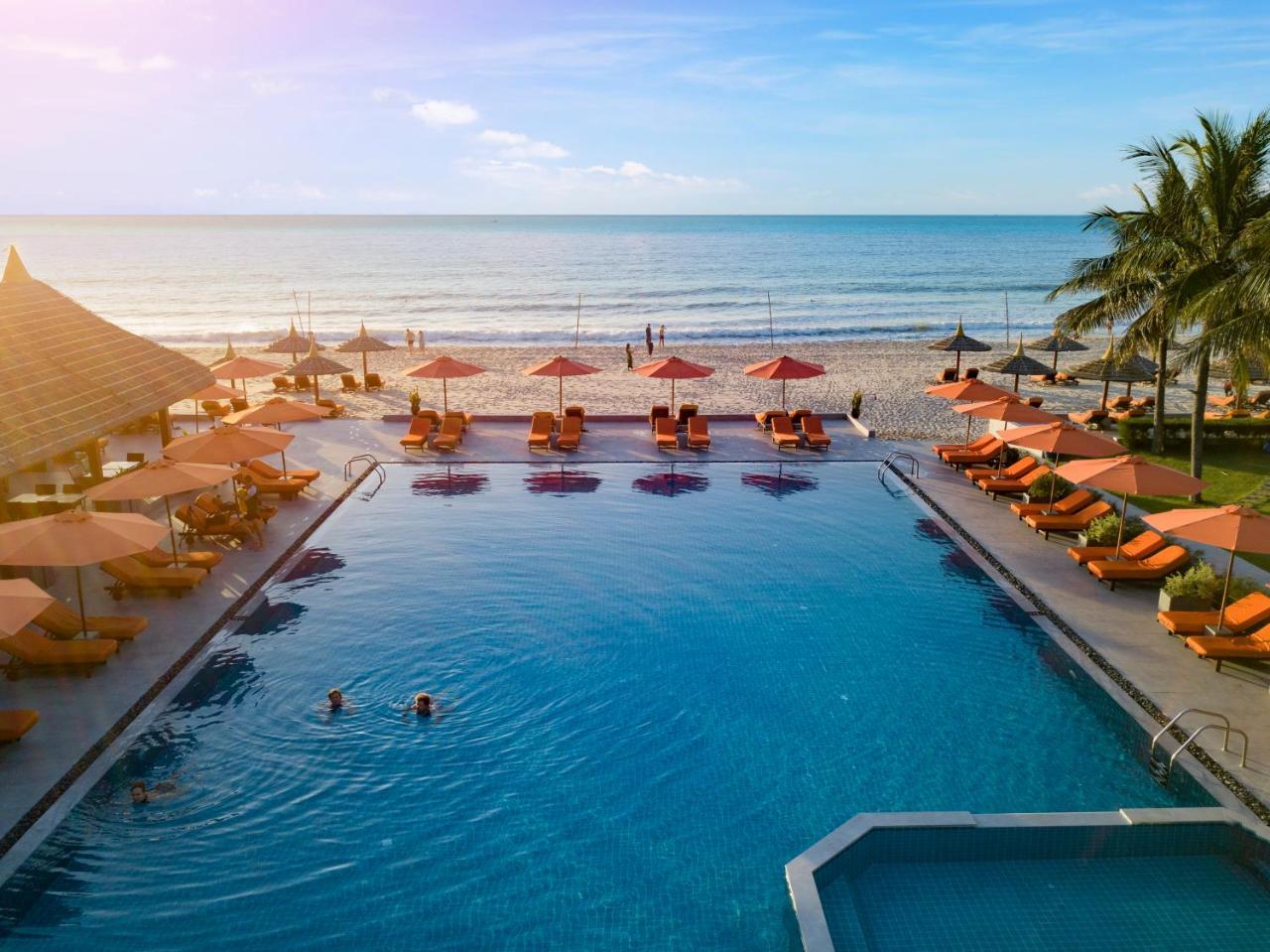 Terracotta Resort & Spa Mui Ne Exterior photo