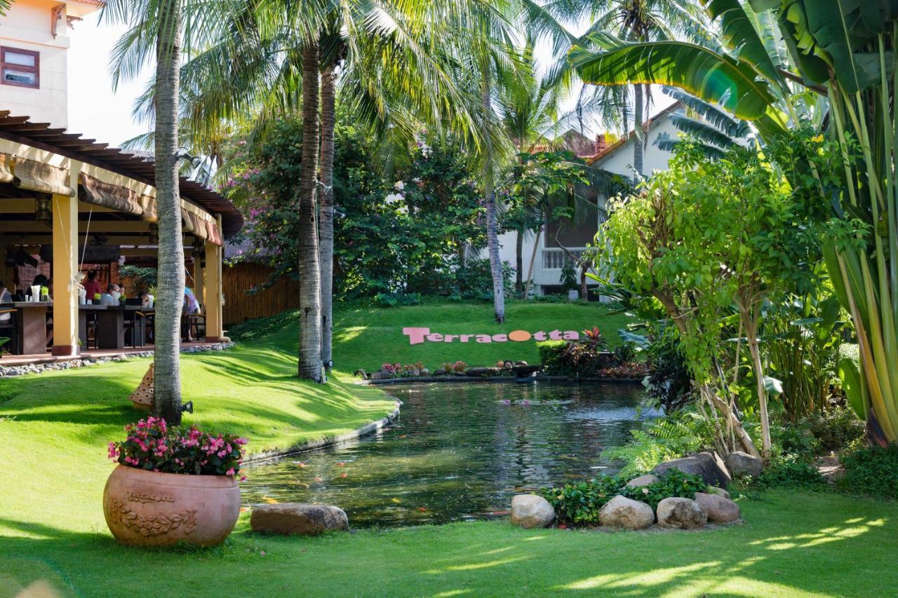 Terracotta Resort & Spa Mui Ne Exterior photo